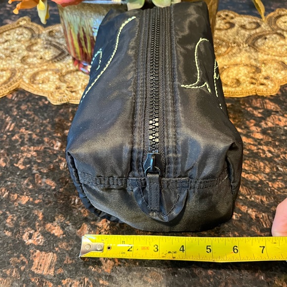 Black Travel Unisex Bag With Stitched Detail - Picture 11 of 12